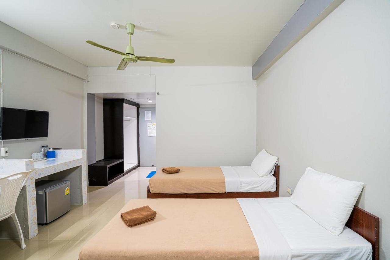 Pasawang Hotel Hat Yai Exteriör bild